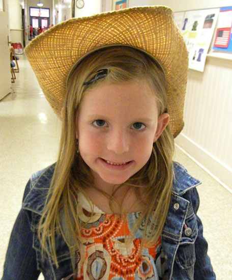 Byrneville-Elem-Hat-Day-024.jpg