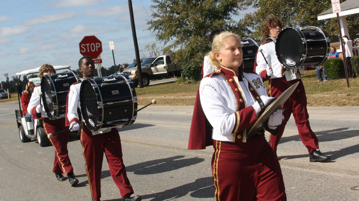 NHS-Homecoming-Parade-0235.jpg