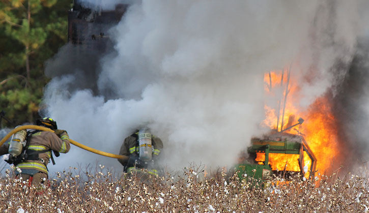 Cotton-Picker-Fire-031.jpg
