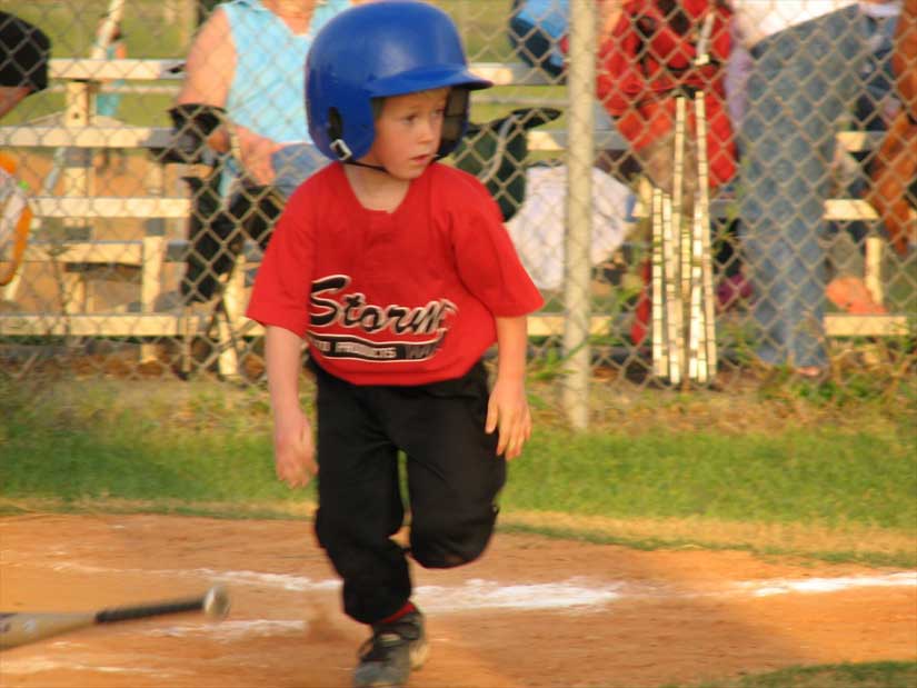 After the hit Cody Thomas runs for 1st.