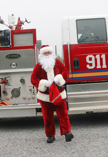 McDavid-Fire-Santa-020.jpg