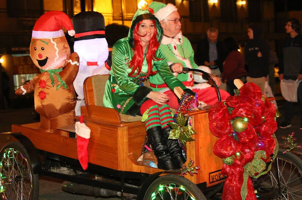 Photo Gallery Thousands Attend Atmore Twilight Christmas Parade