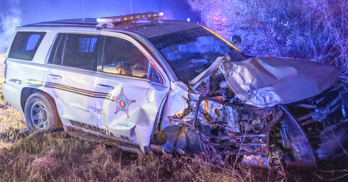 Alabama Deputy Crashes Into Tree In Florida During High Speed Chase ...